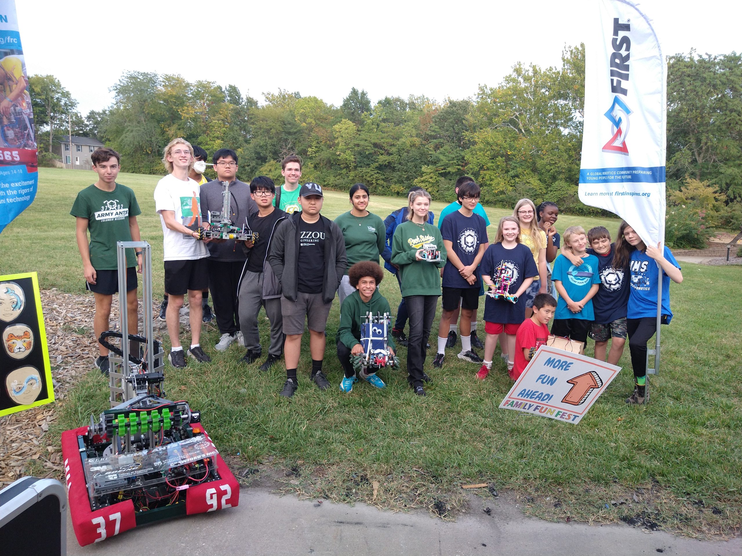 FRC, FTC and FLL team members at the CoMo Family Fun Fest, September 2023